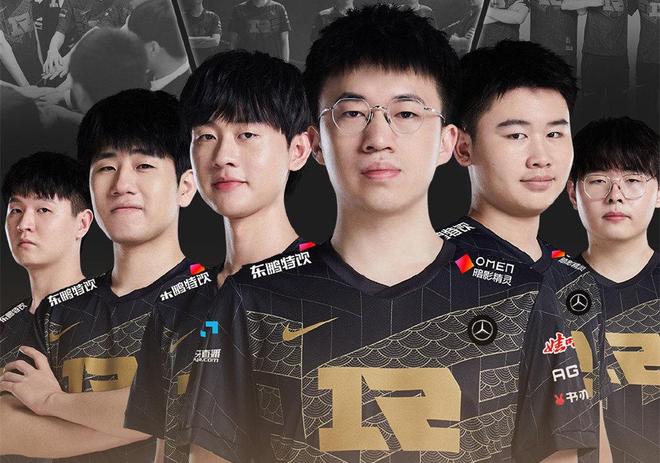 是许多青年 是许多青年