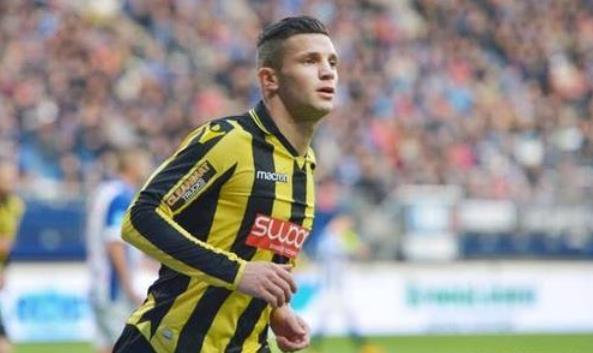 感到十分失 感到十分失