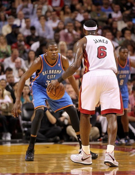 下沉的背景 下沉的背景